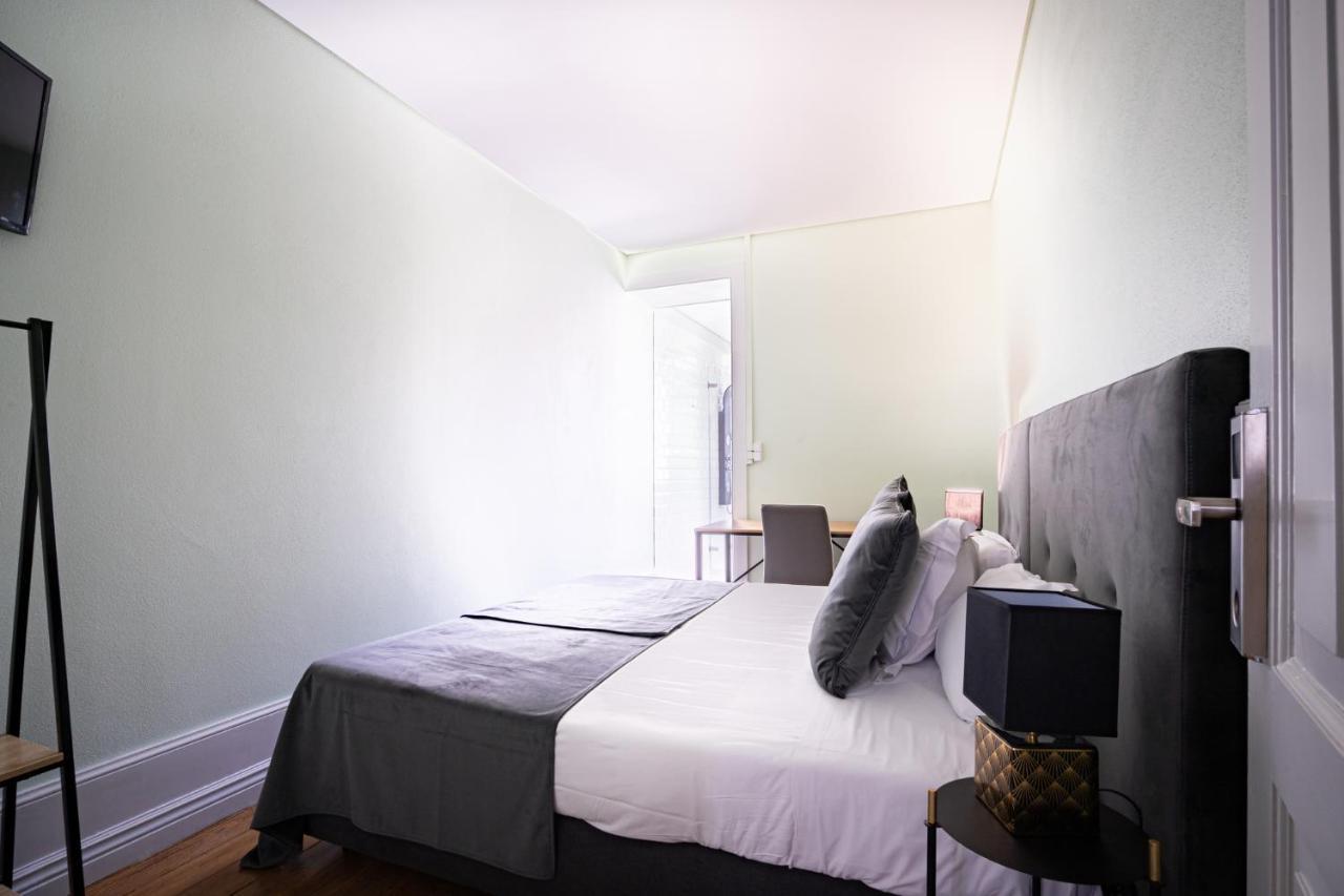 Quarto Twin Standard